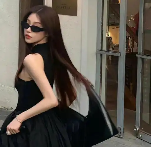 酷拽高冷女生头像