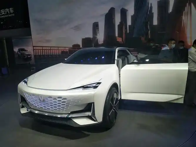 2020北京车展 | 引力系列第二款 长安vision-v概念车首发