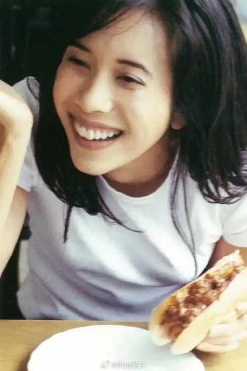 莫文蔚你宣吧#又看到了莫文蔚曾经的照片,回忆涌上心头,歌曲电影作品