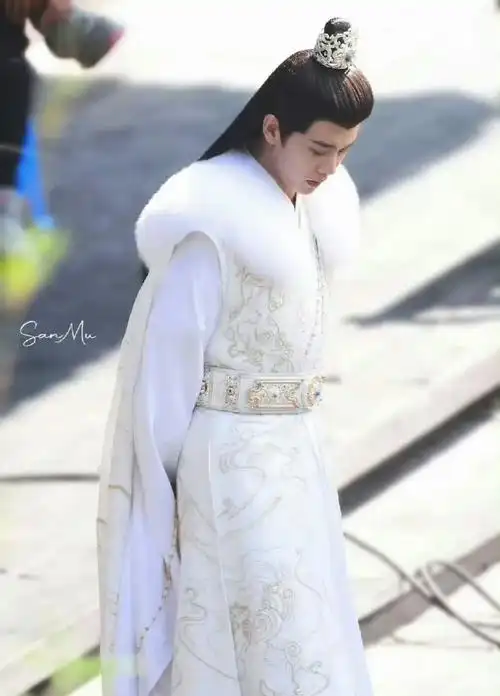 任嘉伦演我看任嘉伦##任嘉伦古装白衣路透