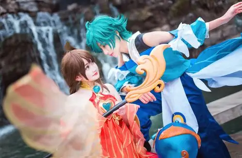 王者荣耀同人cos,庄周和大乔这对双鱼cp你觉得如何?