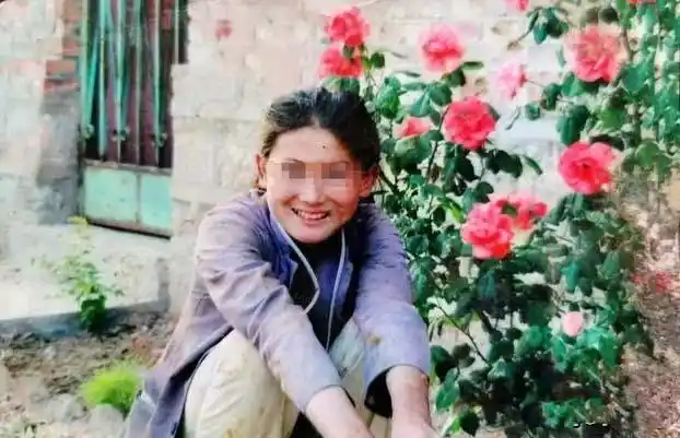 山东遭虐死女子疑被配阴婚:婆家与娘家,谁有权决定如何安葬?