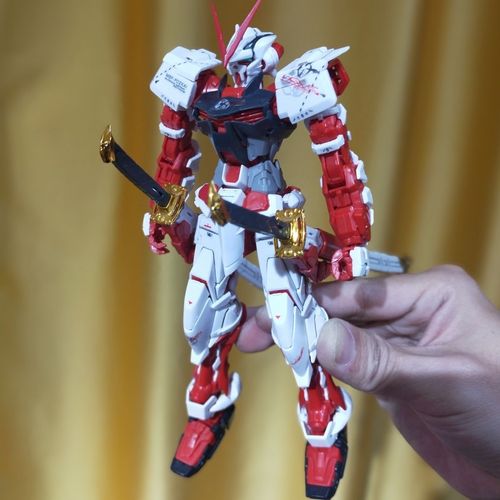 手工定制:mg红异端改高达1/100比例已拼装成品高达模型实物拍摄【15天