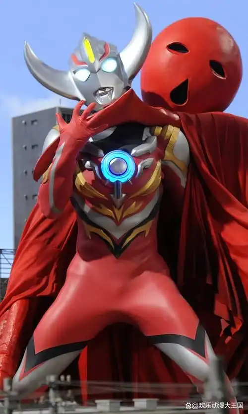 盘点欧布奥特曼的九种形态,最强形态是四位奥特战士力量融为一体