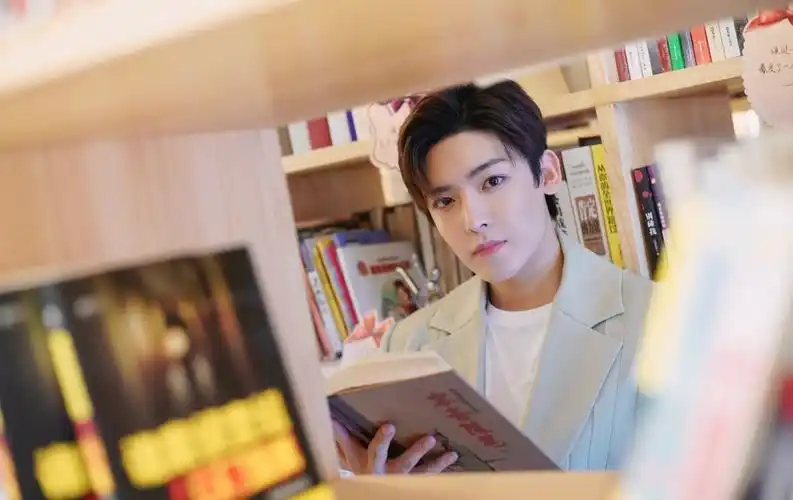 侯明昊胸有成竹又不露光芒