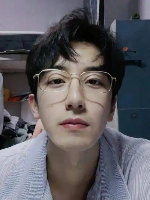 出门必备搭讪的男生发型