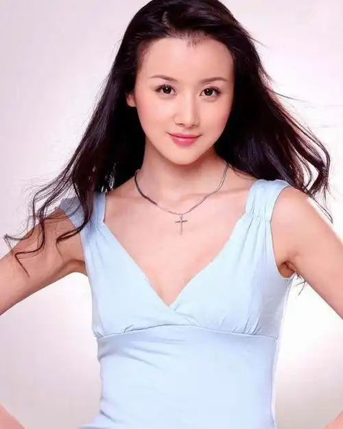 精致佳人孙菲菲