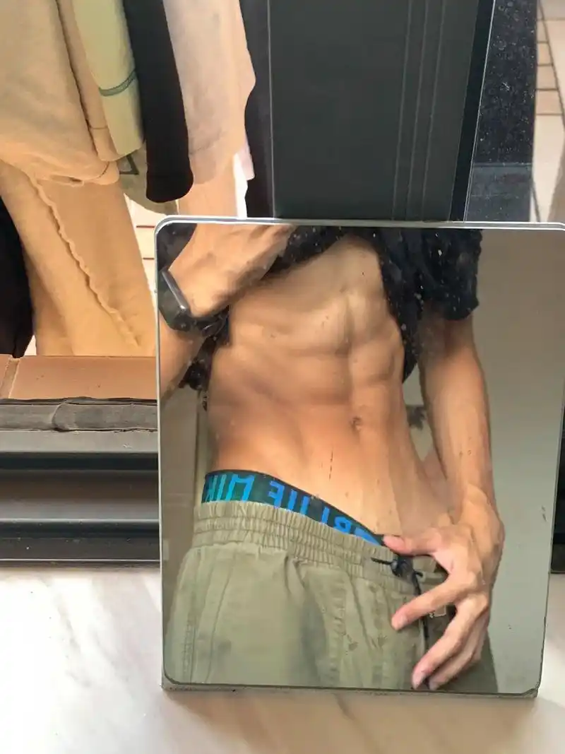 我爱你.#青筋 #腹肌 #禁欲系 #薄肌男孩 #反差 - 抖音