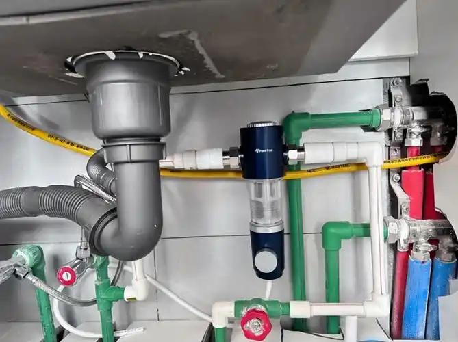 前置过滤器安装前置过滤器通常安装在家里的自来水总的进水处,也就是