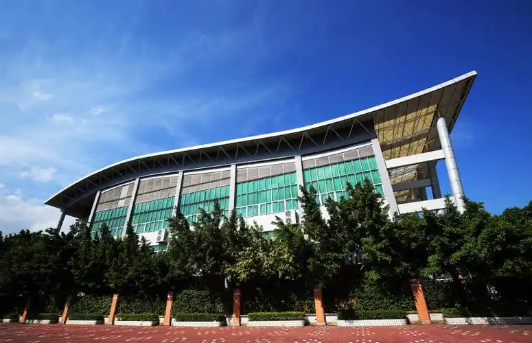 中山市卓雅外国语学校