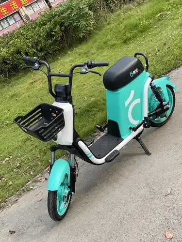 今天体验了一下青桔单车,体验感还不错,颜值也很棒