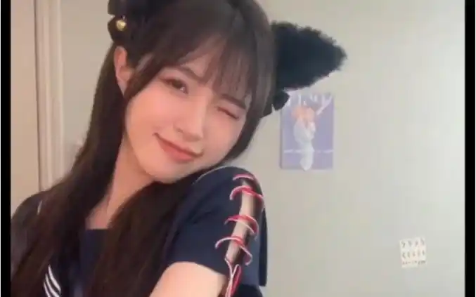 抖音水冰月9分32先来看看带服饰的留言我私聊给9分32秒的你懂的给个赞