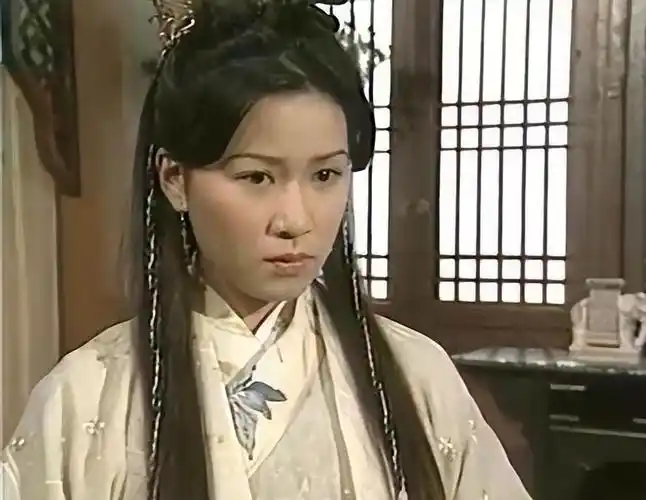 新闻女王佘诗曼