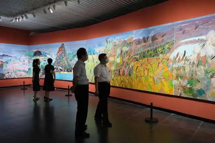 展览| 162米巨幅油画《黄河》亮相李自健美术馆