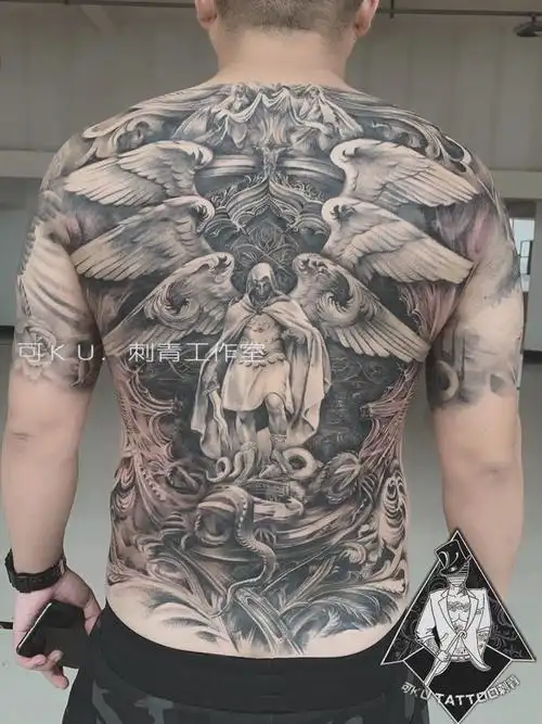 天使满背_纹身图案手稿图片_常可的纹身作品集