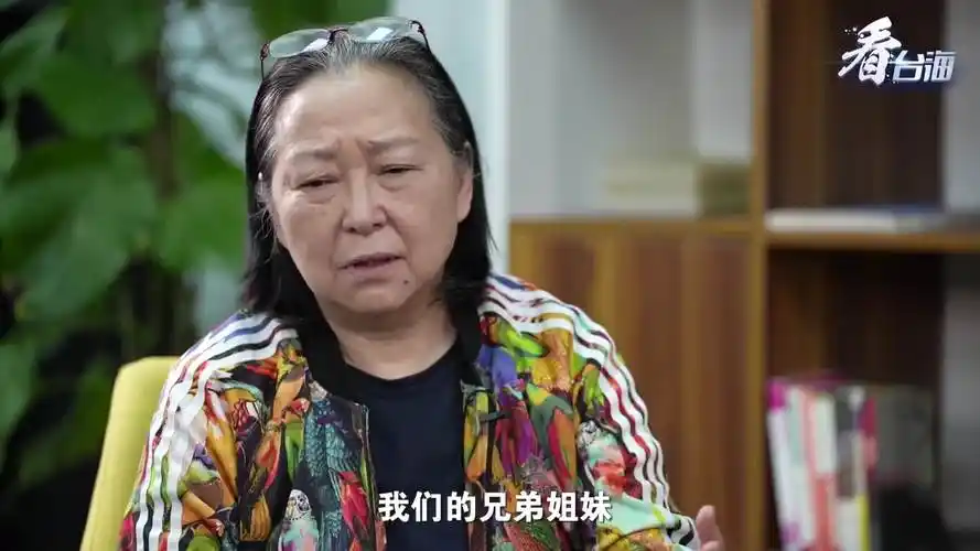 台湾演员方芳专访上两岸只有统一子孙才有希望才幸福