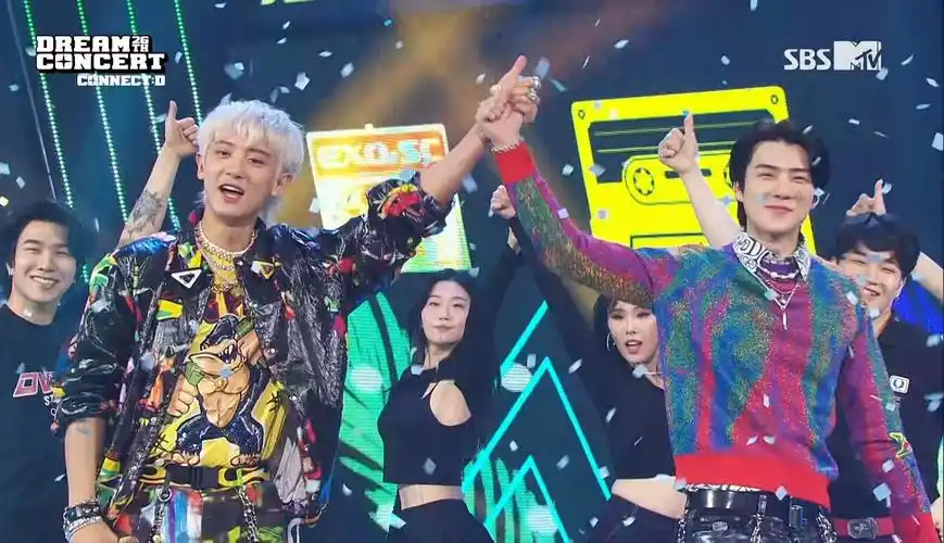 exo小分队sc(吴世勋x朴灿烈 )《1 billion views what a life》