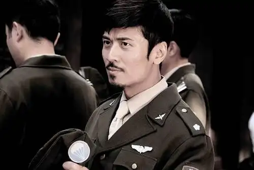 特战先锋北京热播唐文龙酷帅出场获肯定