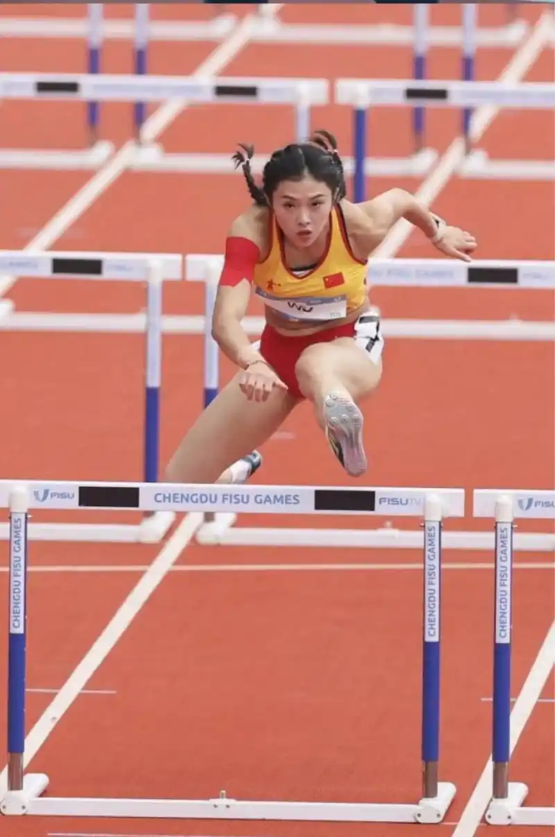 看完跨栏运动员吴艳妮,你还会觉得那些以瘦为美的明星们漂亮吗?