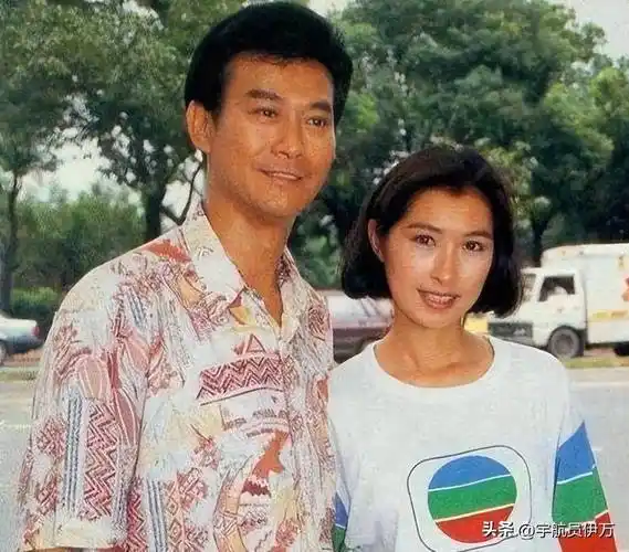 原创郑少秋4段情史4个女儿靠妻子上位却抛妻弃女如今风光不再