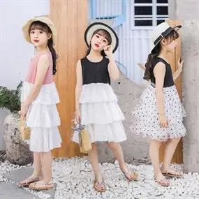 男生穿人皮衣服男扮女装动漫