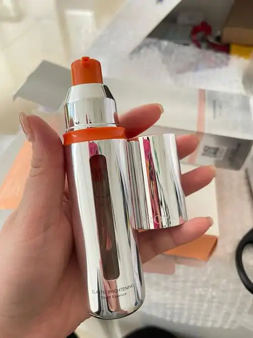 珀莱雅双抗精华  #真假辨别  家人们帮忙看一下是不是正品 是在