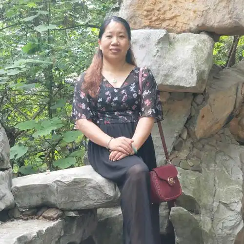 49岁离异女征婚照片(id:2082746)_广东珠海征婚交友_我主良缘网