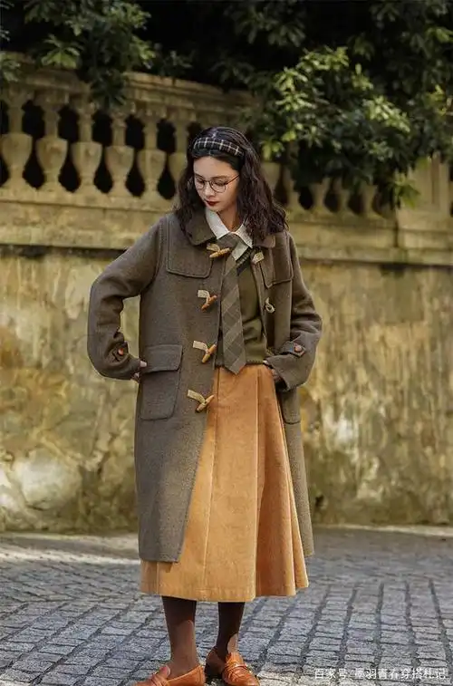 小个子真该尝试一下英伦复古风,洋气时髦不挑人,谁穿谁美