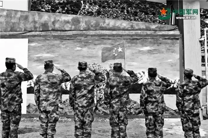 军嫂笔端的情书军人眼中的春天