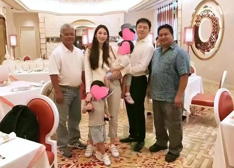 吴佩慈未婚夫纪晓波定性为恶势力团伙首脑,她上月低调庆生拒绝表态_腾
