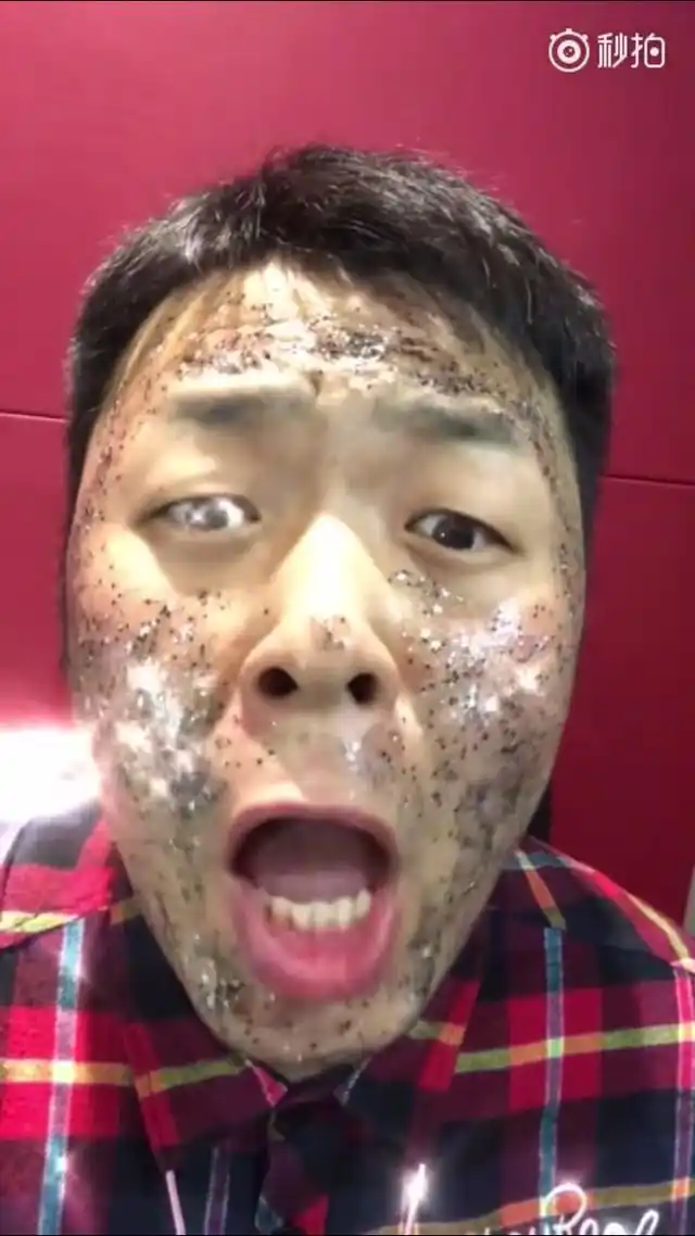 杜海涛这是肿么了?密集恐惧症的人表示受不了