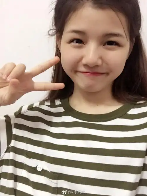 二十岁左右的女生怎么穿得可爱,显得萌萌哒?