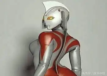 玛莎奥特曼的简笔画