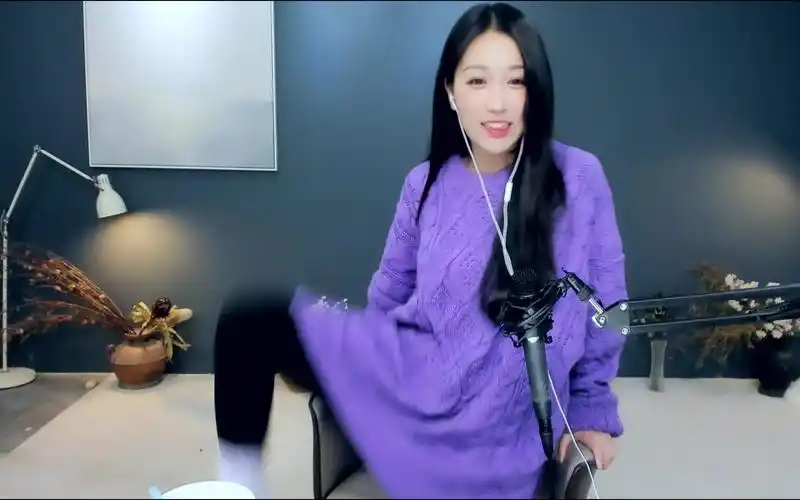 「小深深儿」直播录像 2020-10-25