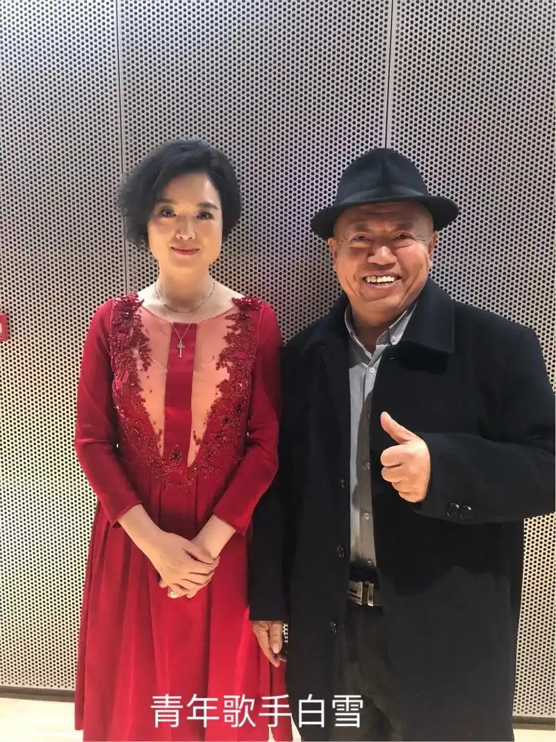 白雪,著名歌唱演员,代表作(千古绝唱)(小桃红)等优秀作品 - 抖音