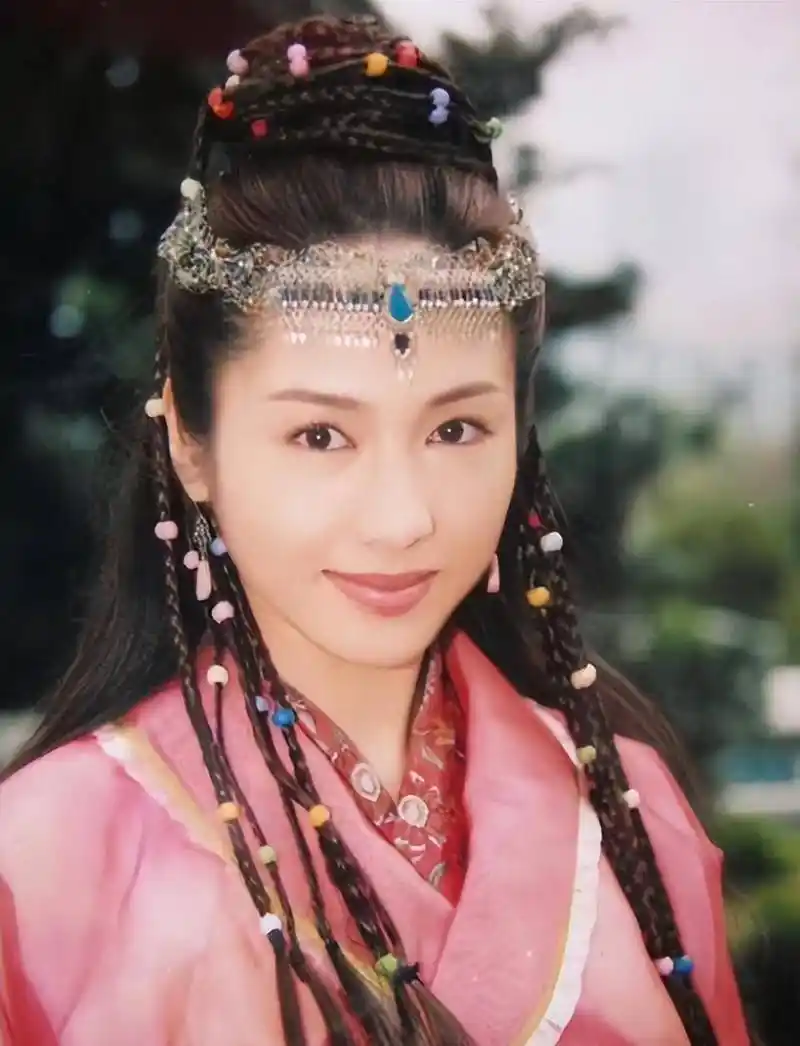 黎姿:她就是金庸笔下灿若玫瑰的赵敏,蛇蝎美人的周芷若!