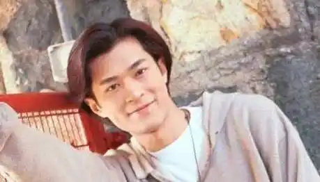 和古天乐,萱萱的绯闻相比,古仔的"前尘往事"更加有意思(一)_妈妈_弟弟