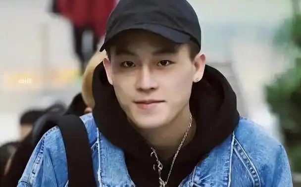 有种整容叫欧豪分手前女马思纯变化不大他却像换个人