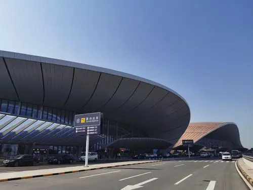 体验大兴线感受新机场