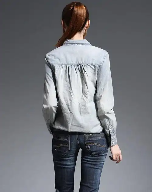 灰蓝色优雅时尚长袖牛仔衫