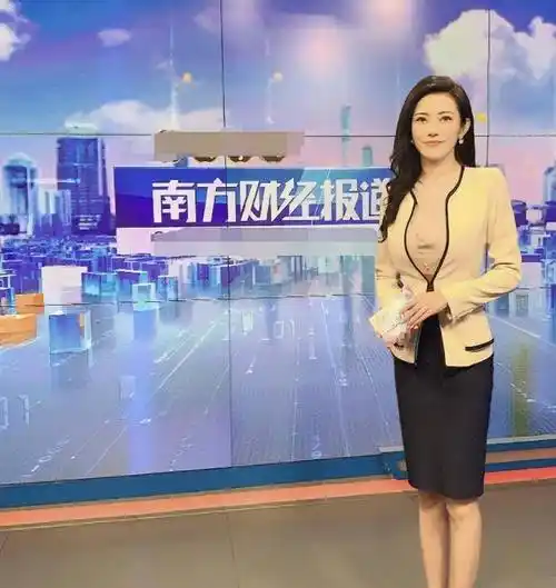 雷宇扬与女主播马荔(玛丽)疑似出现感情危机,老夫少妻生活惹人羡慕!