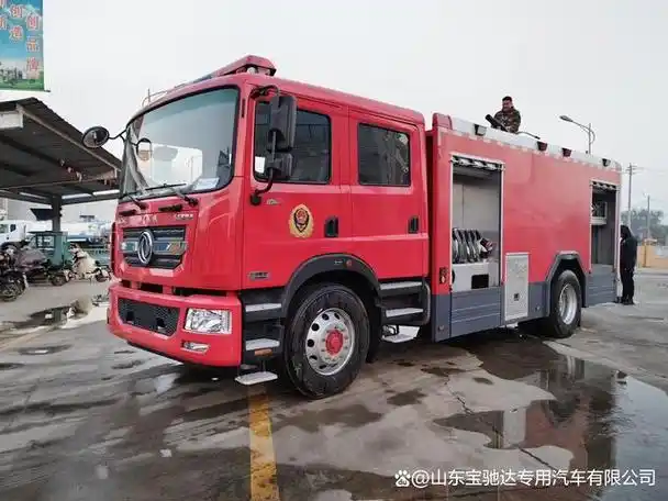 东风多利卡d9水罐8吨消防车精彩图片
