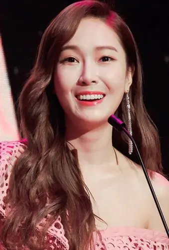 [禁二]郑秀妍(jessica),1989年4月18日出生,韩国女歌手,演员,设计师