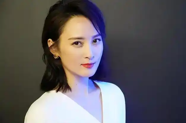 回顾蒋勤勤有何魅力让陈建斌放弃相恋5年的吴越独宠她16年