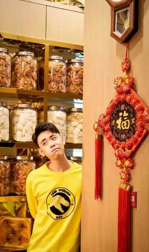 奶黄包张云雷——手机壁纸背景