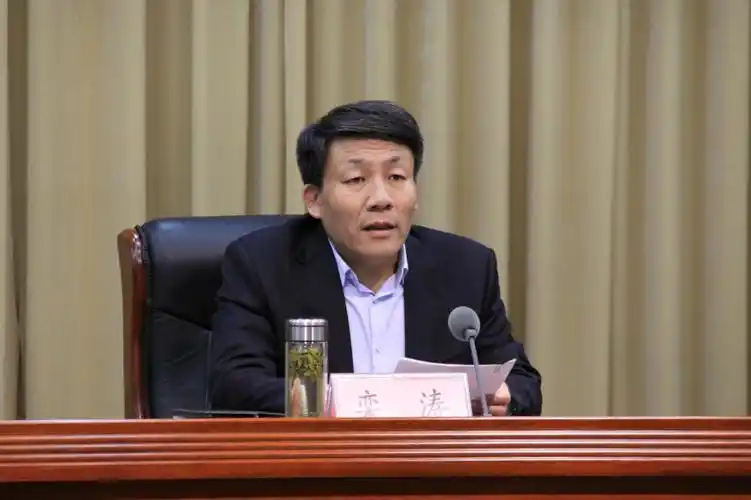 邹城市人民政府 工作动态 工信系统贯彻全市工业发展大会精神暨惠企