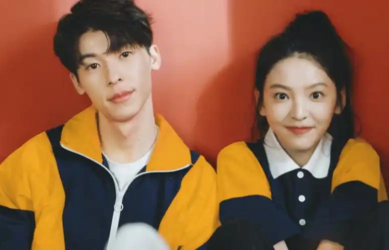 你的婚礼章若楠的少女感如何养成遮盖毛孔的旋转涂抹法