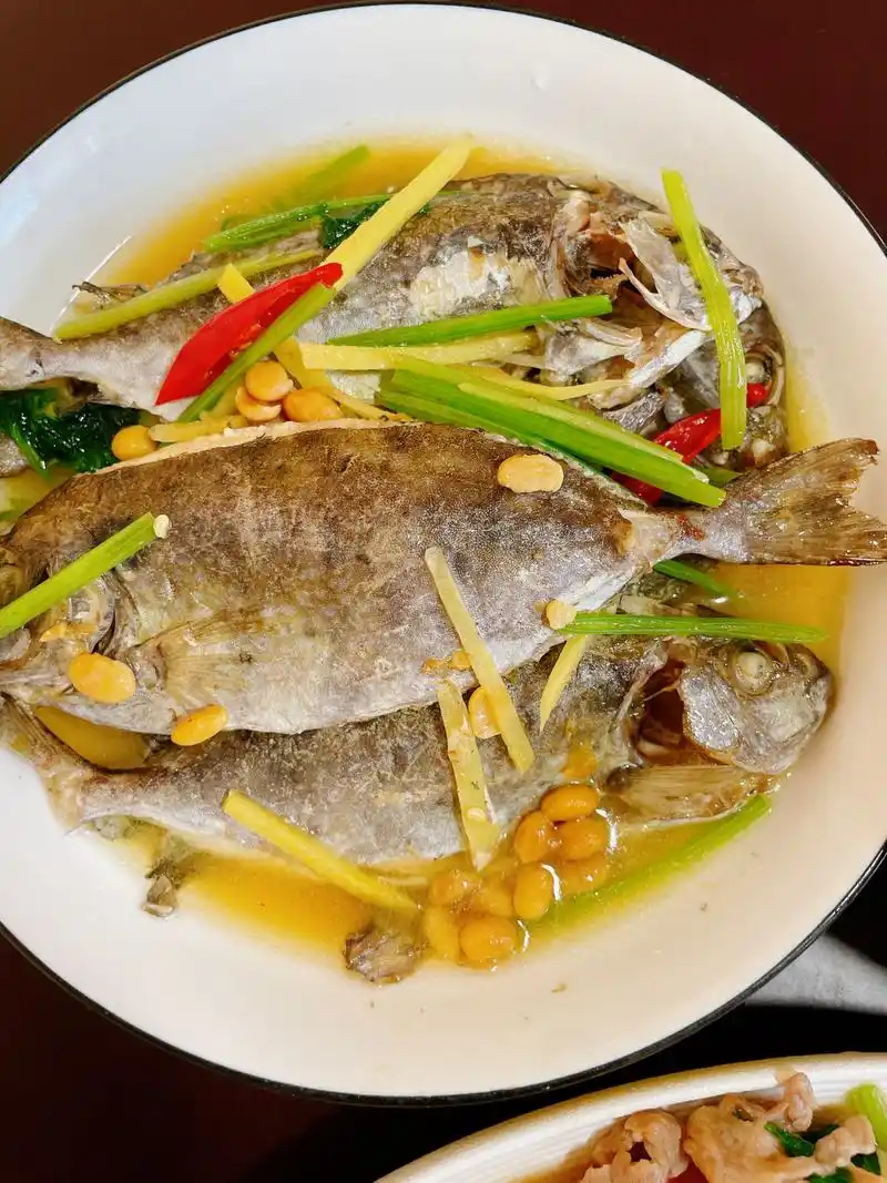 潮汕家常菜 炒菜苗 咸菜炒猪肉 泥猛鱼煮豆酱 家常做法简单美味