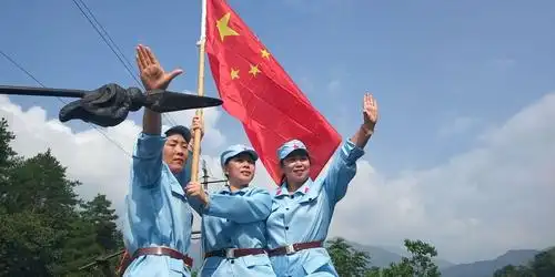 网友的红军造型