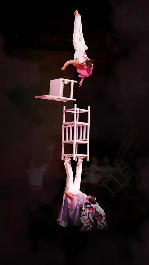 娱塘video丨加盟《技惊四座》,黄豆豆:杂技演员们的坚持精神让我敬佩_